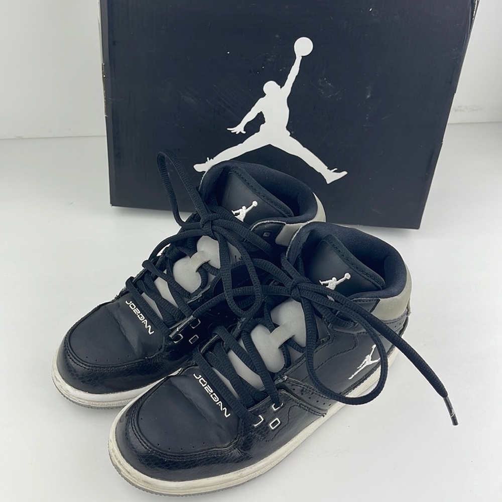 Boy Jordan 1 Flight 1.5Y